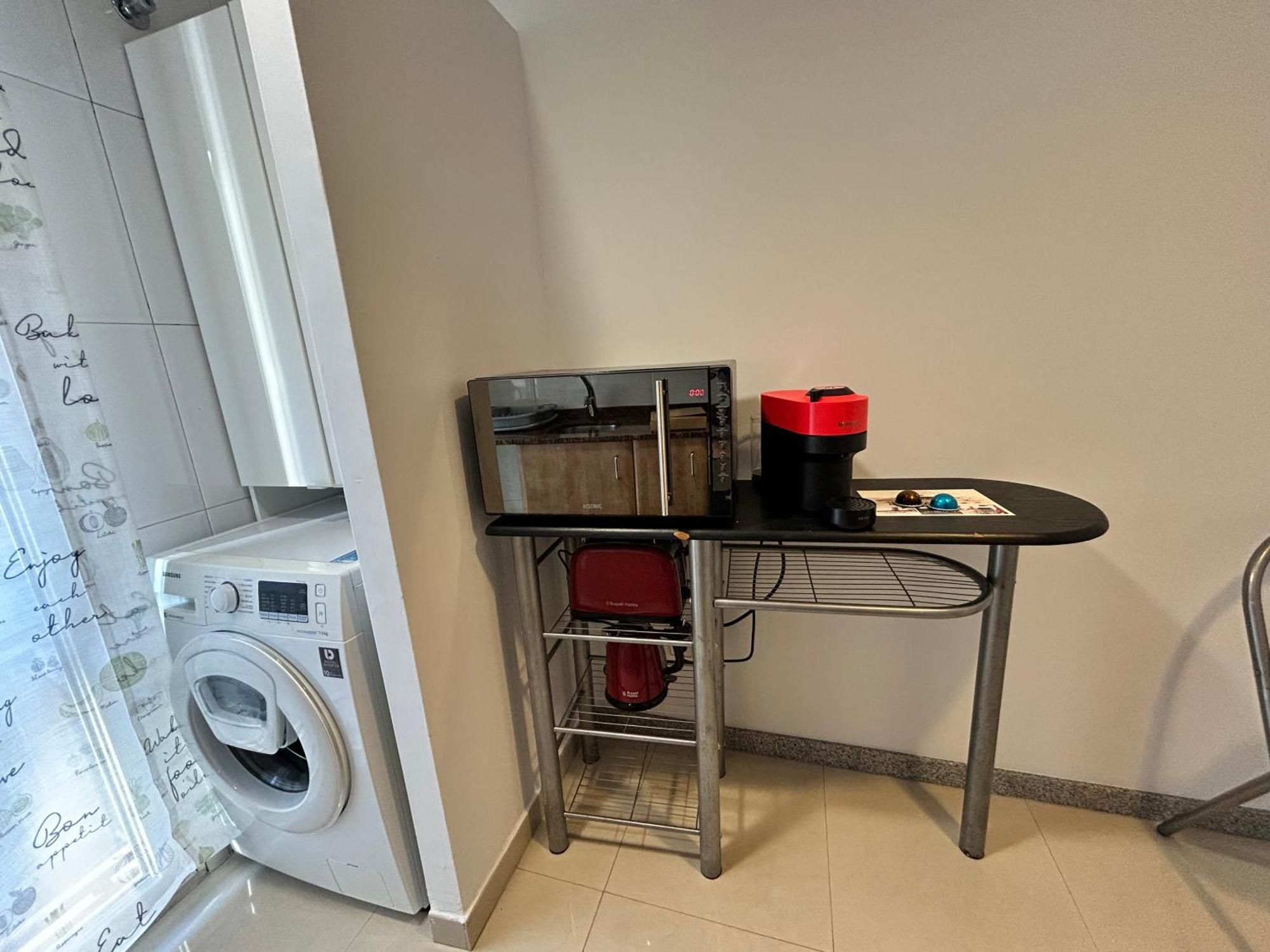 Superiors Mtb Only Couples Apartment
