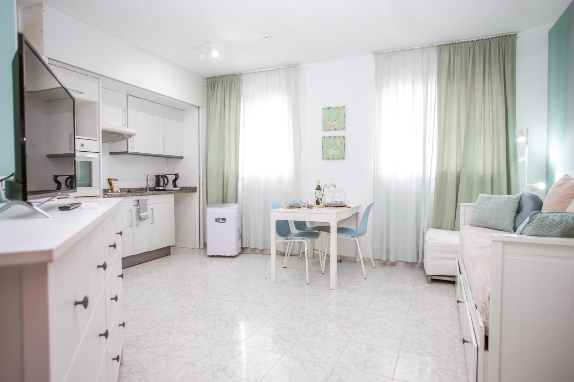 Al01 Estudio 250 M De Playa De Fenals, Costa Brava Apartment *