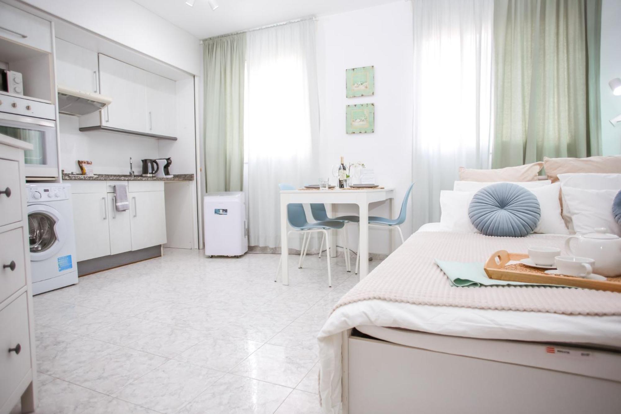 Apartment Al01 Estudio 250 M De Playa De Fenals, Costa Brava Lloret de Mar