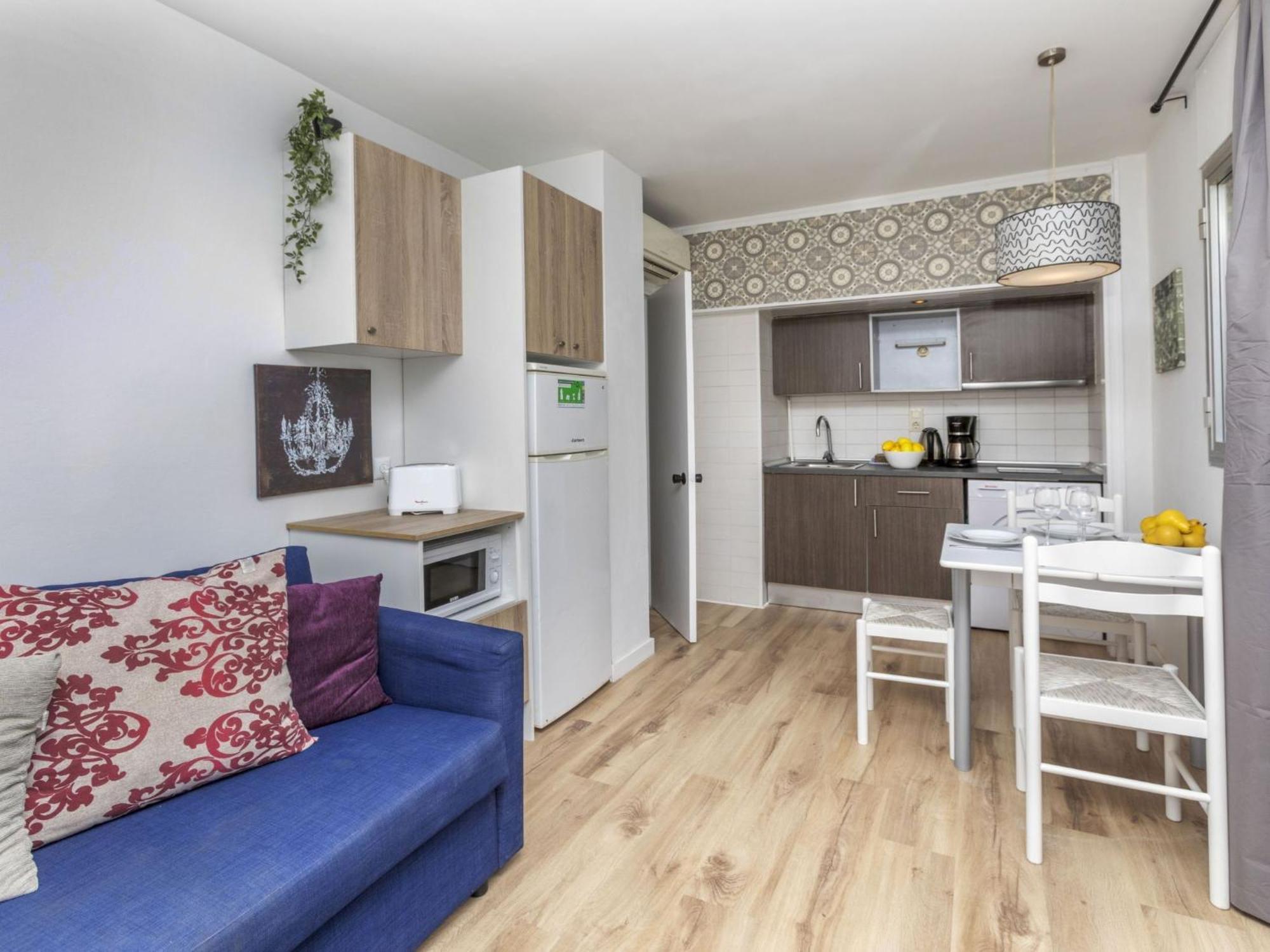 Apartment Cosy Lloret By Interhome Lloret de Mar