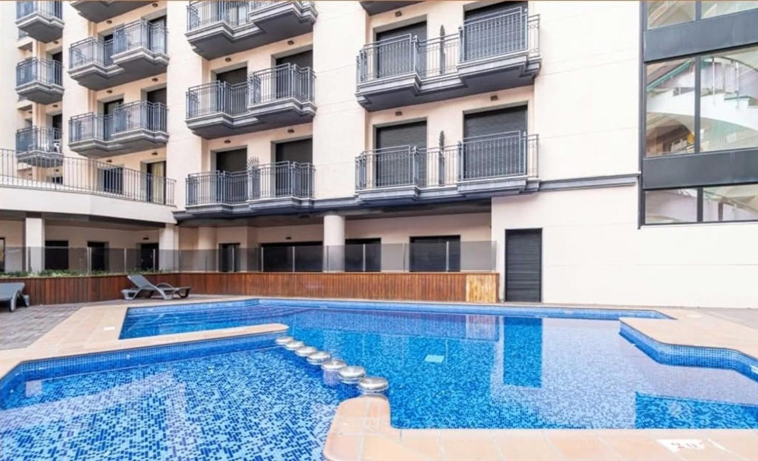 2-bedroom In Center Apartment
