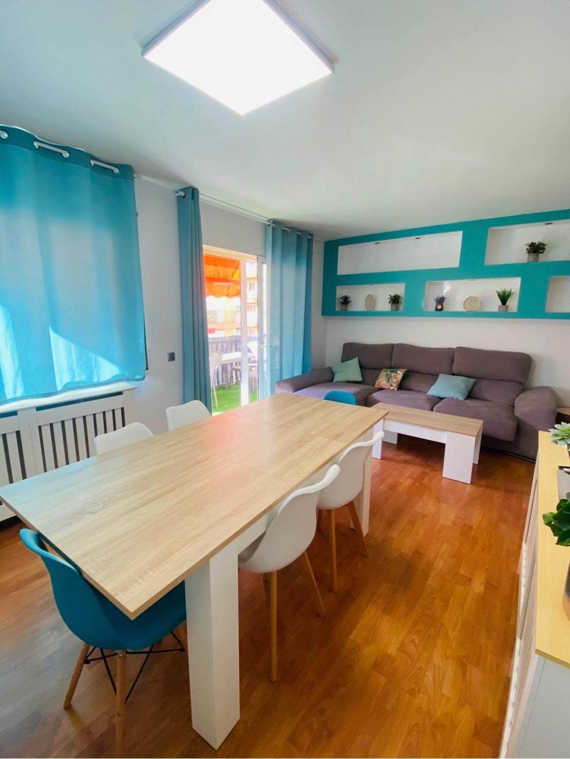 Piso Shic De Playa Fenals Con Terraza Y Piscina Apartment Lloret de Mar