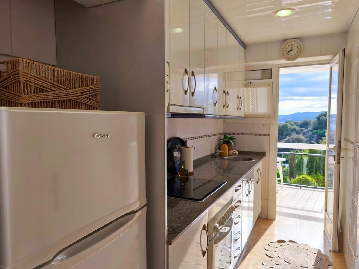 New Costa Brava, Seaview! Nearby Apartment *