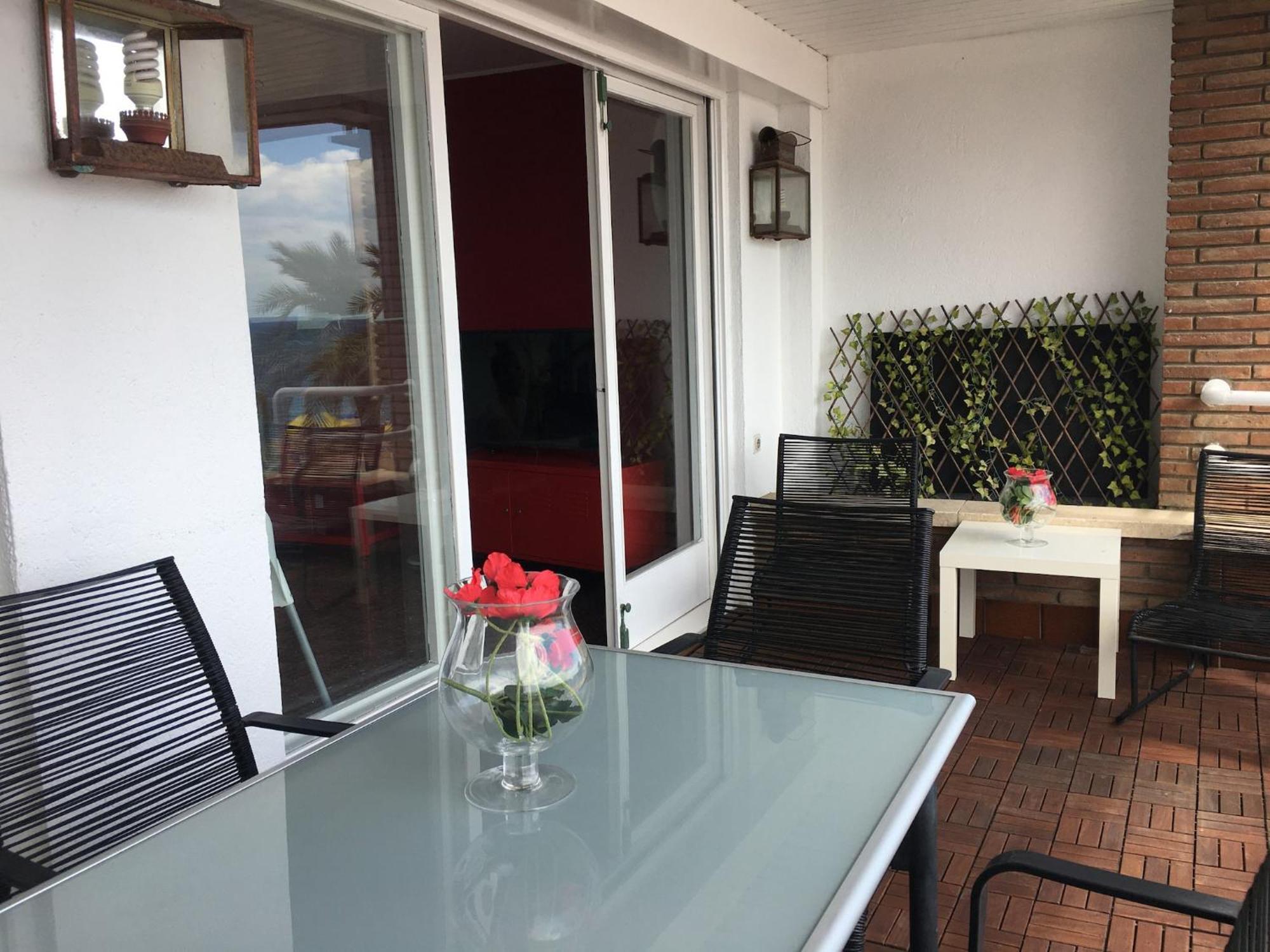 Vivalidays Rosalia - - Costa Lloret de Mar