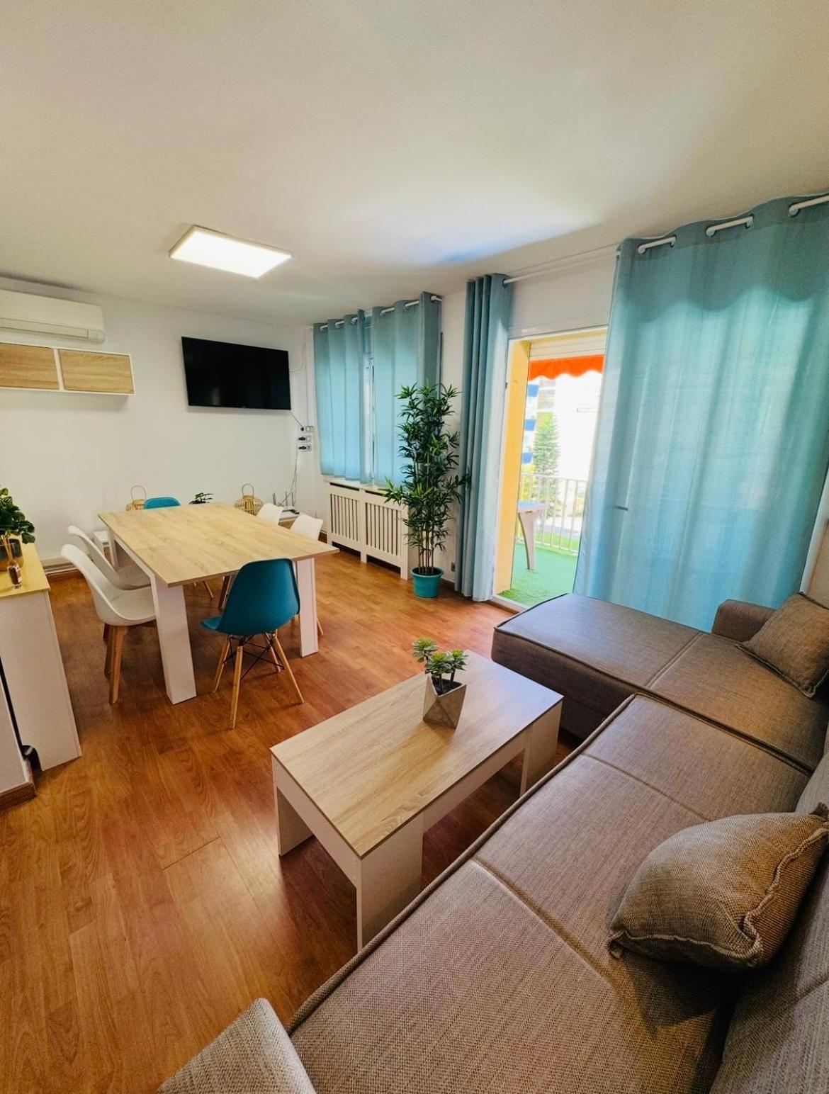 Apartamento Piso Shic De Playa Fenals Con Terraza Y Piscina Lloret de Mar