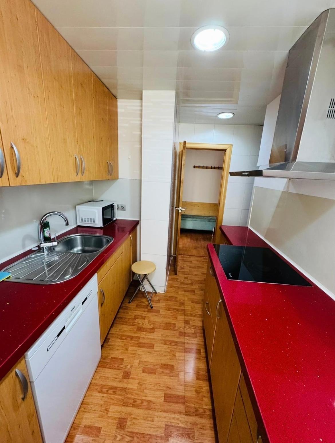 Piso Shic De Playa Fenals Con Terraza Y Piscina *