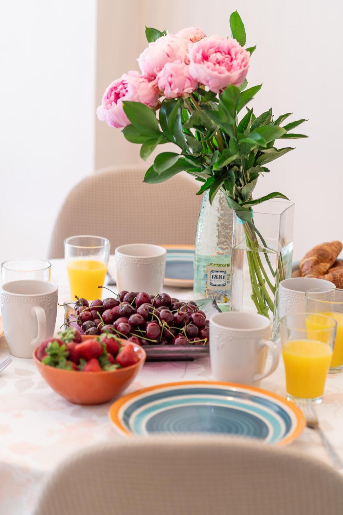 Apartment Charming Garden En 