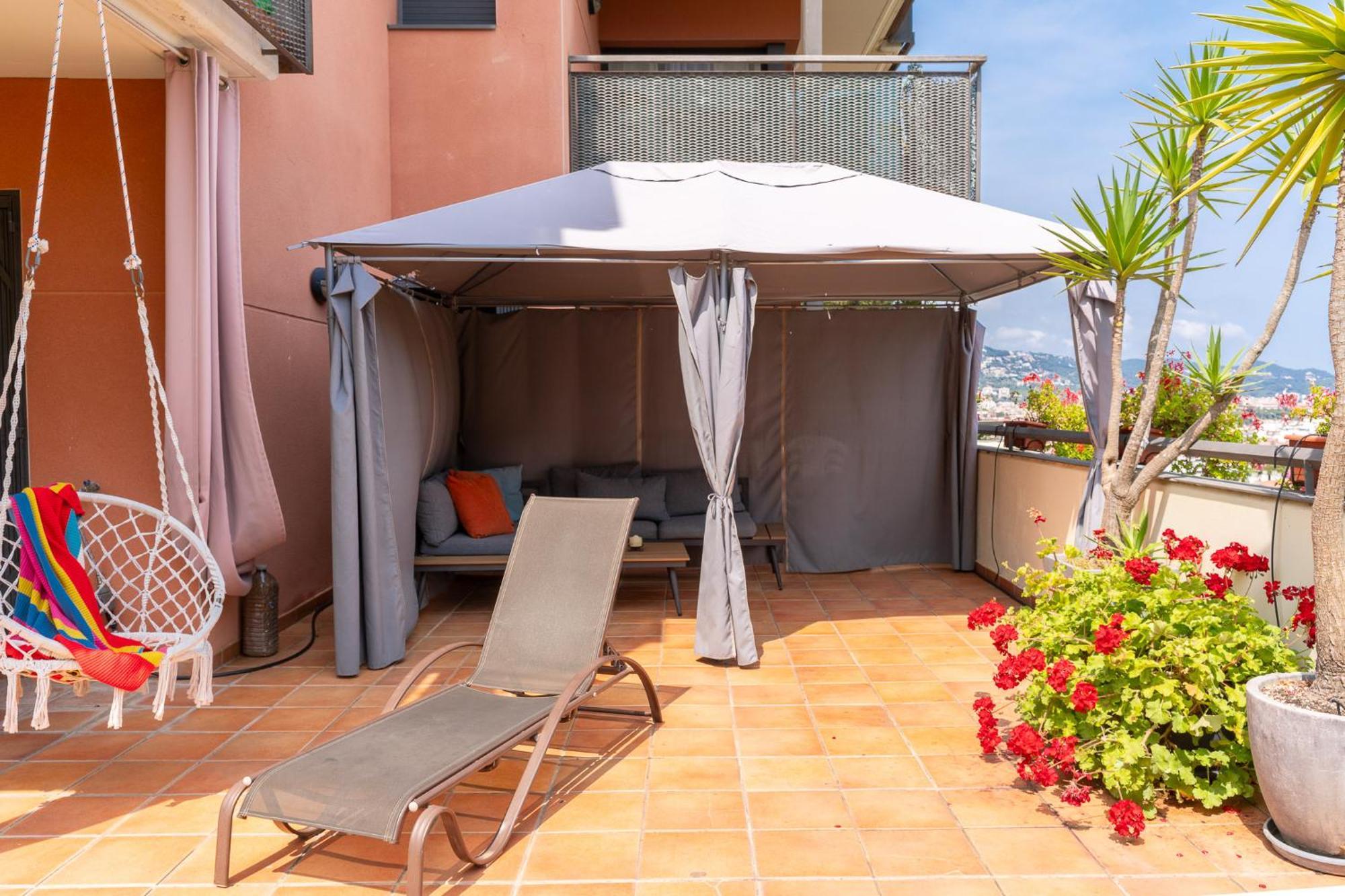 Apartment Charming Garden En 