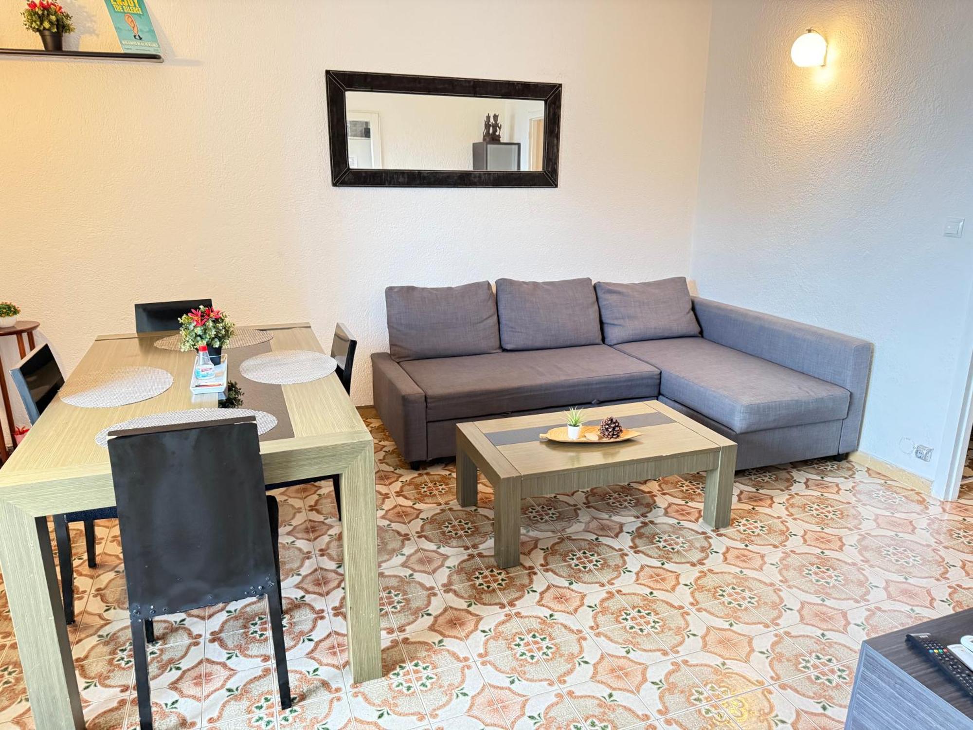 Apartamen *