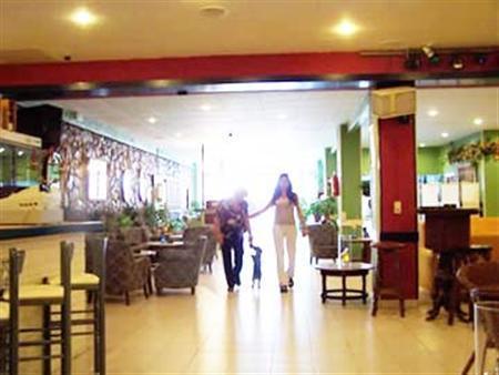Hotel Oyo Goya 2*