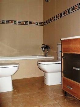 Eton Apartment *