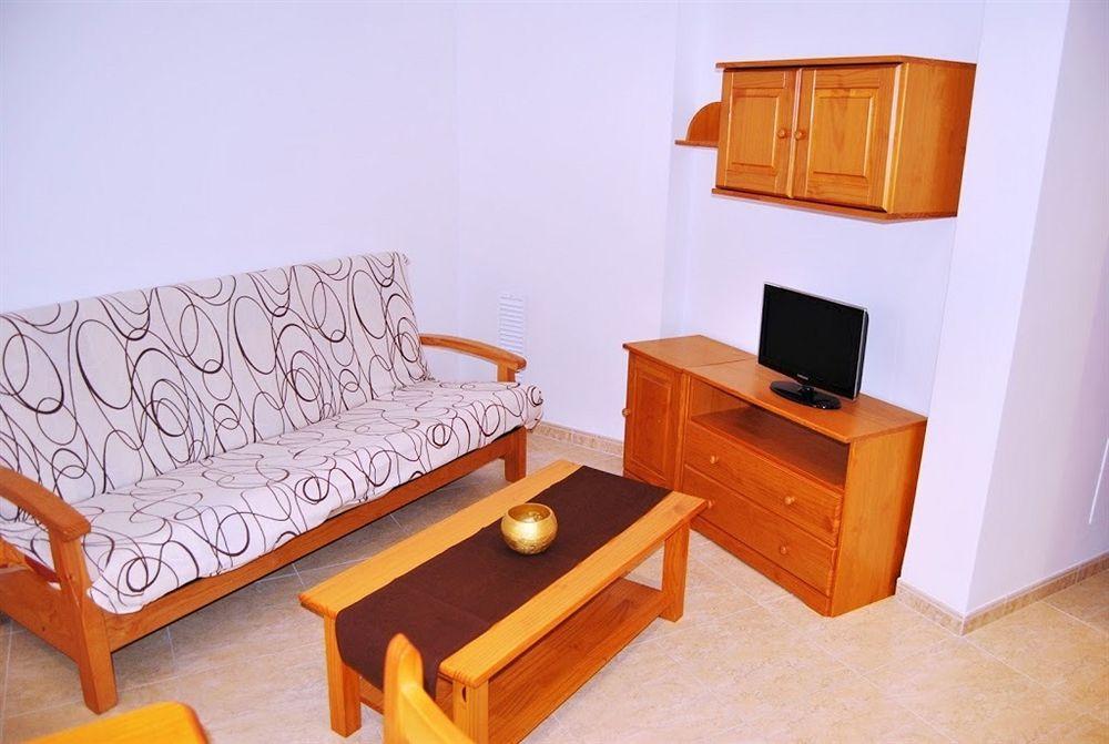 Eton Apartment *