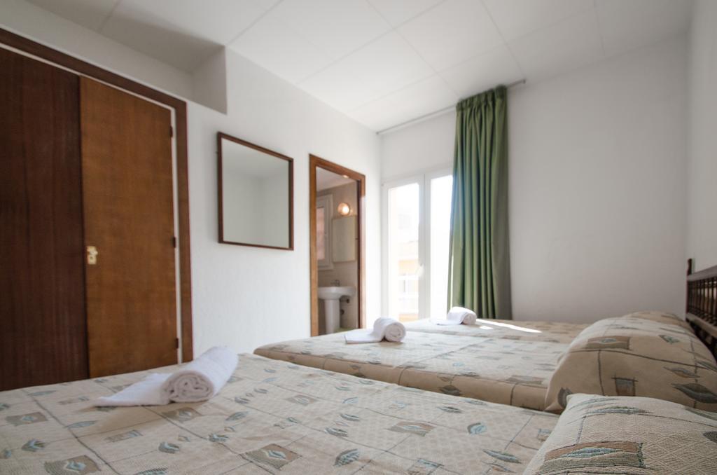 Guest house Lloret 2*