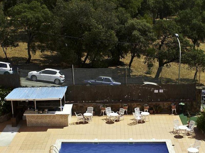 Oyo Goya Hotel