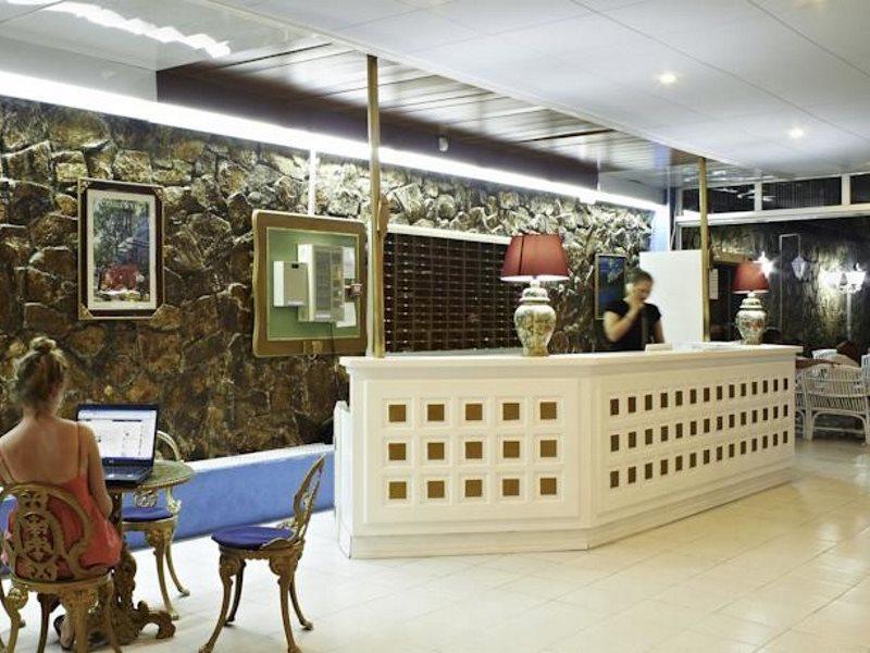 Oyo Goya Hotel 2*