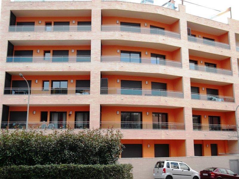 Eton Apartment