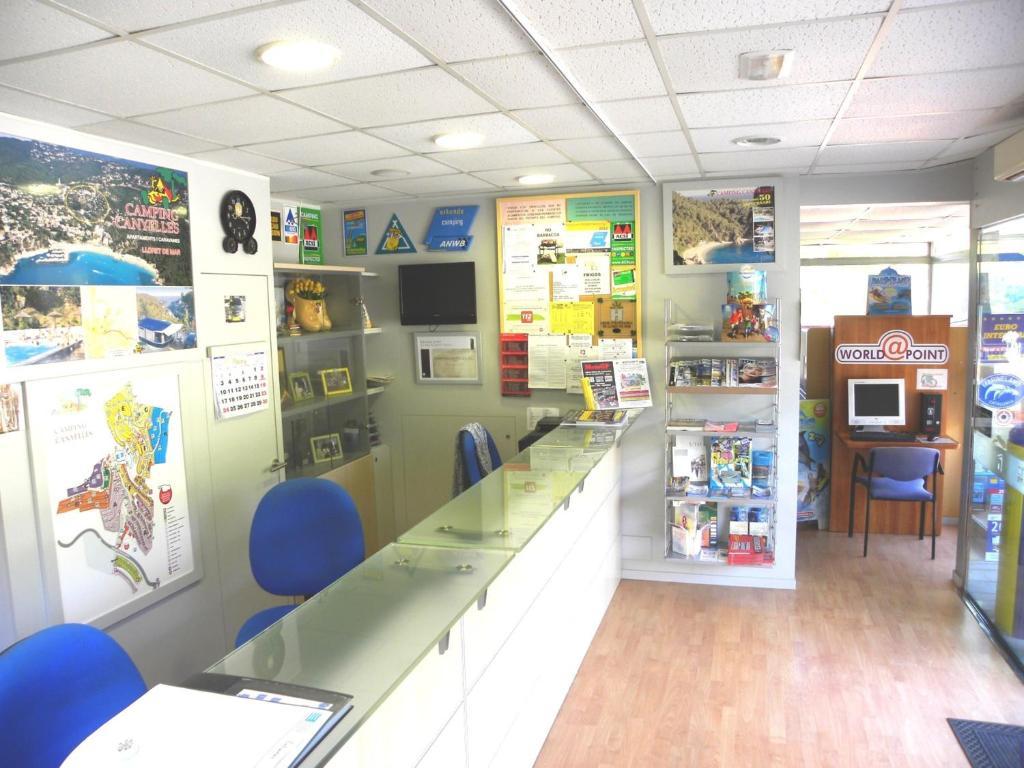 Camping Senia Cala Canyelles Camping