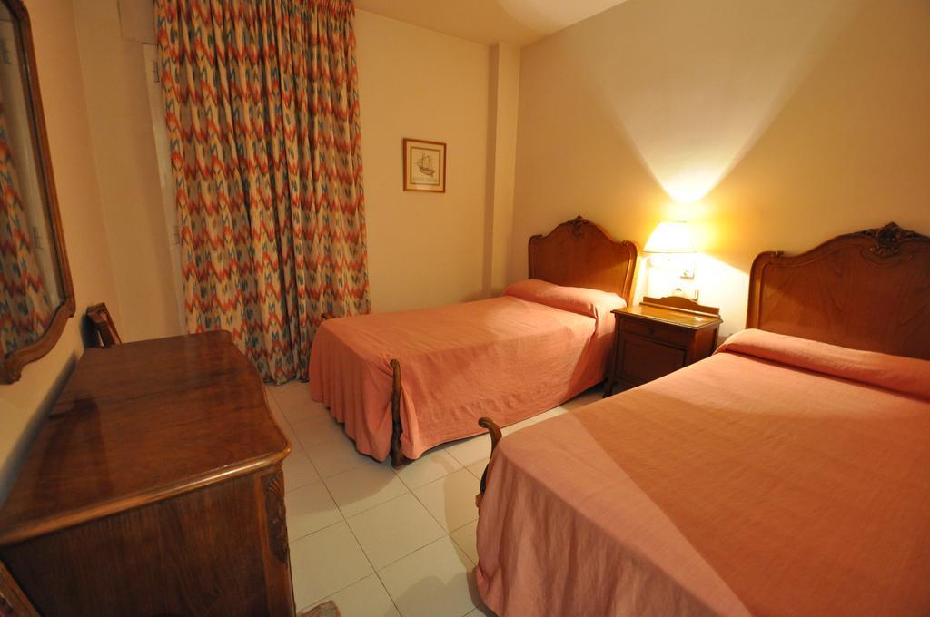 Penthouse -lloret Holiday Apartment