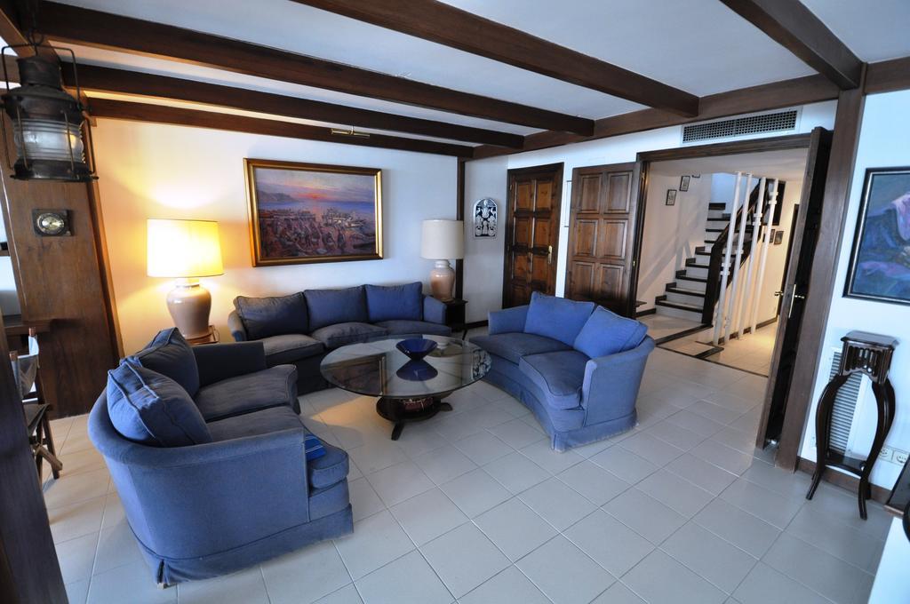 Apartment Penthouse -lloret Holiday