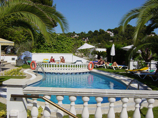Bonsol Hotel 2*