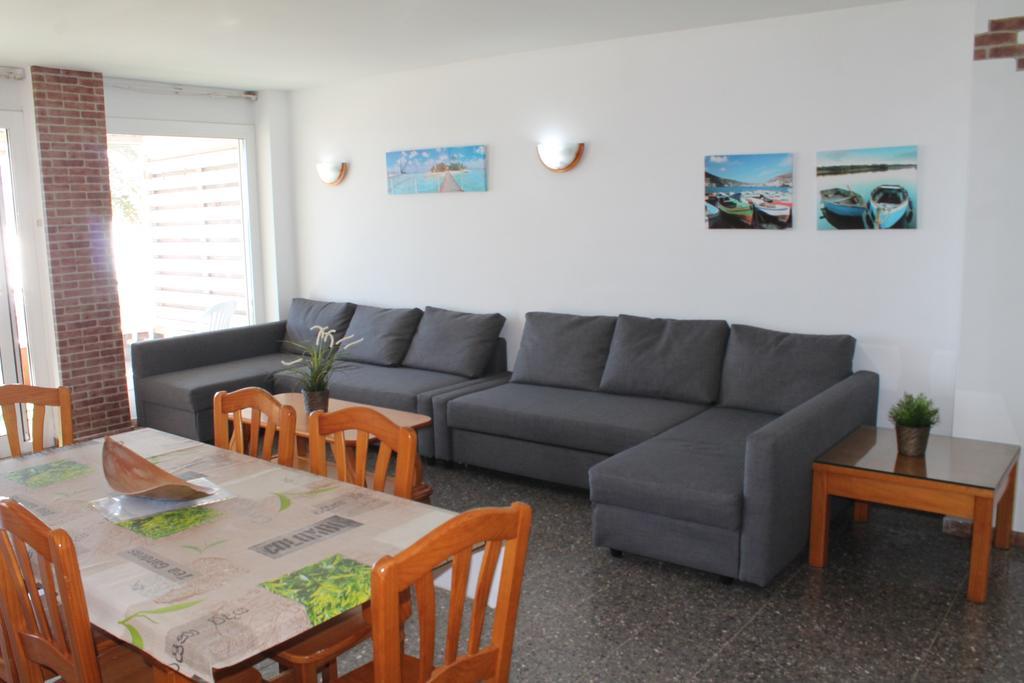 Piso Jover Mayores De 25 Anos !! Apartment Lloret de Mar