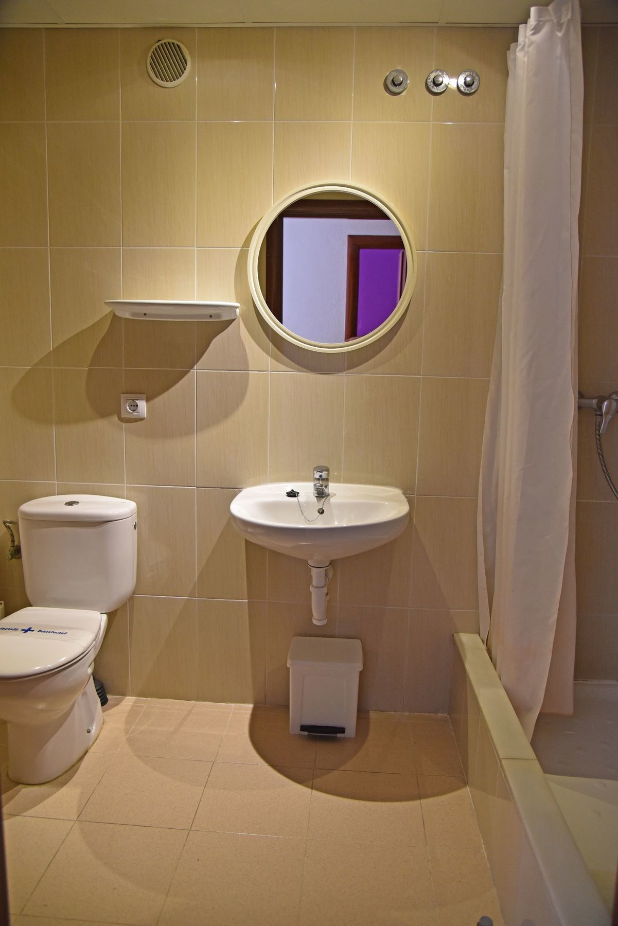 Apartment Ar Dosjoimi