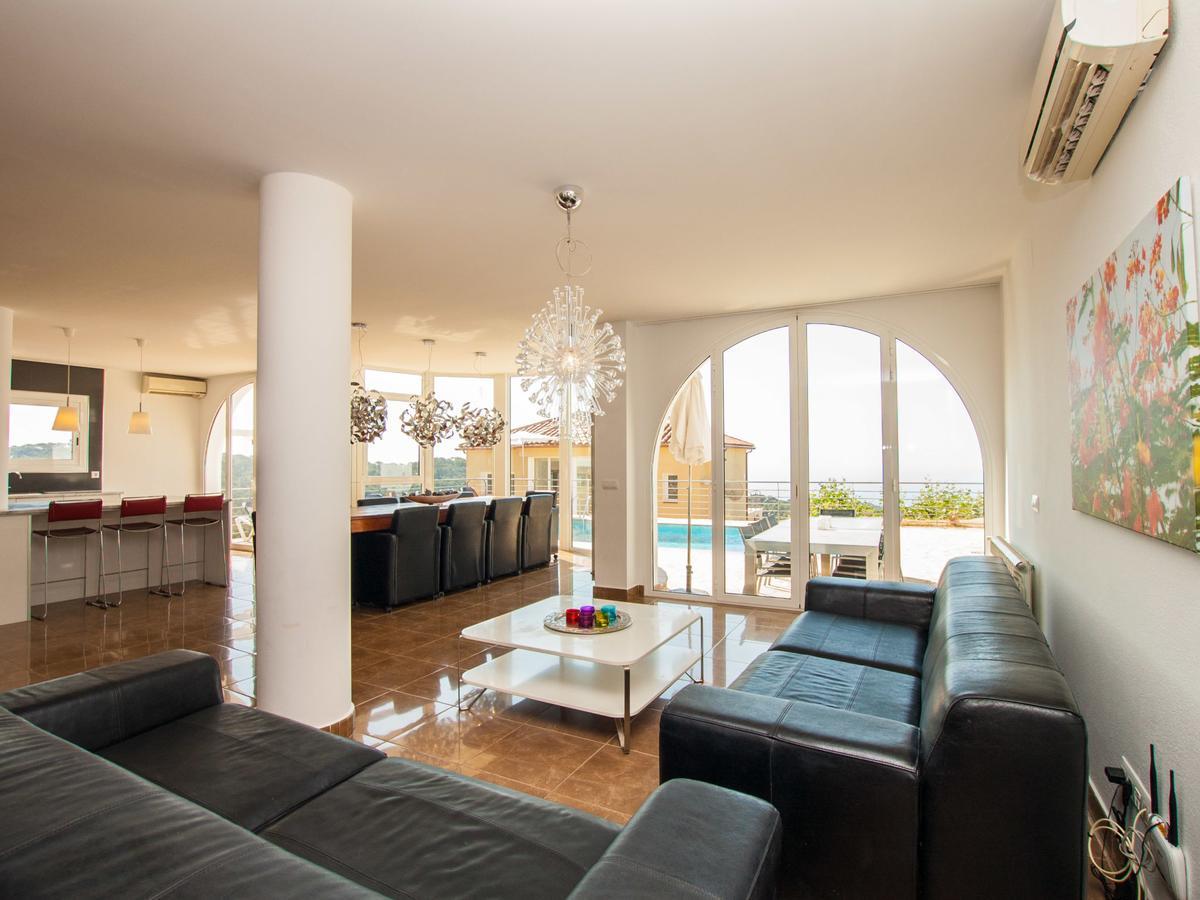 Villa Gaudi Holiday home *