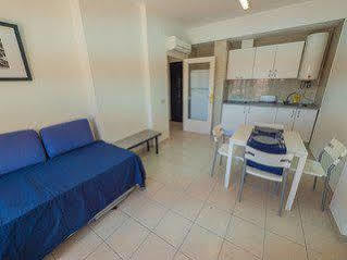 Apartment Ar Melrose Place Lloret de Mar