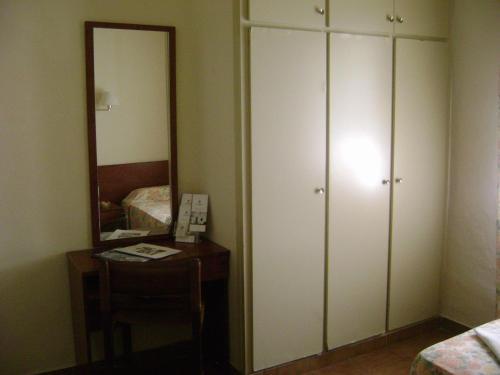 Oyo Goya Hotel