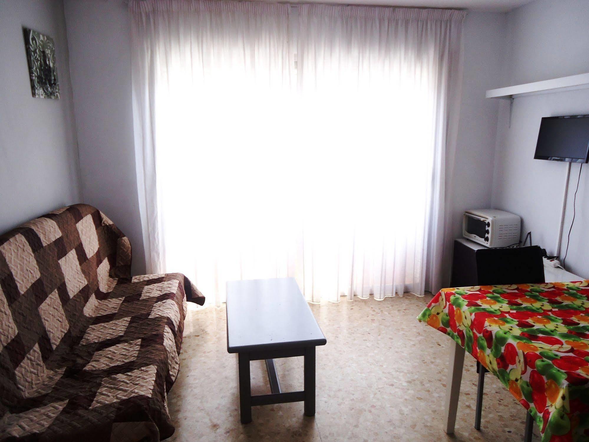 Playas Lloret -famous Family Fenals Apartment