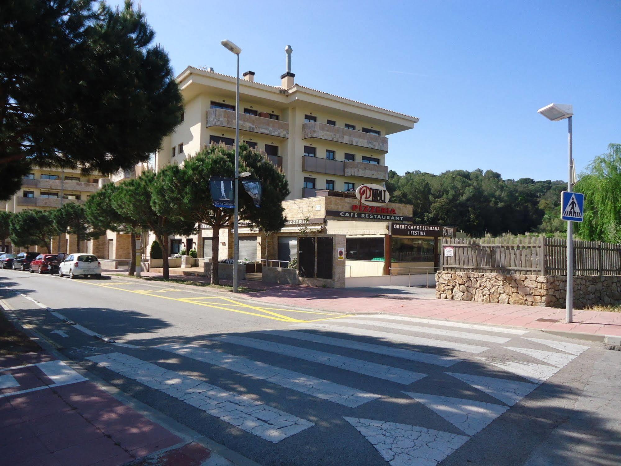 Avenida Fenals Apartment
