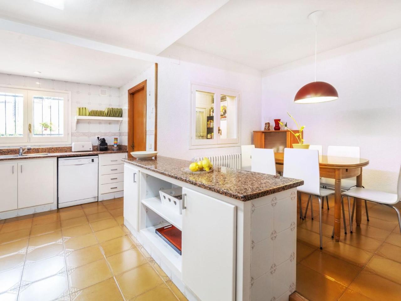 Vakantiehuis Platja By Interhome
