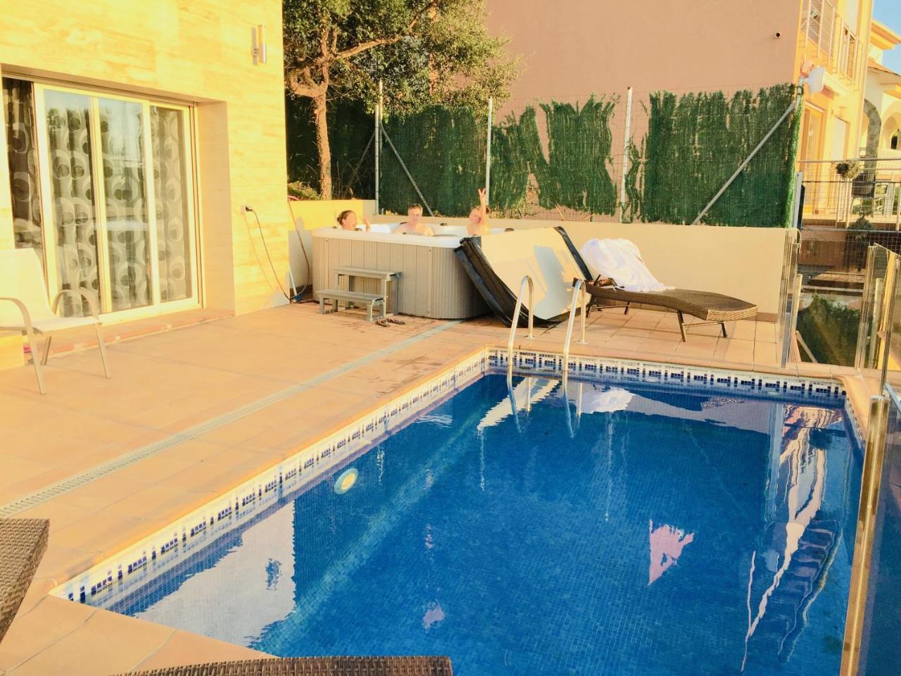 Luxury Investingspain With Sea Views, Pool And Jacuzzi Lloret de Mar