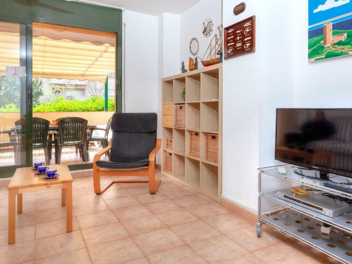 Apartamento Gardenia By Interhome Lloret de Mar