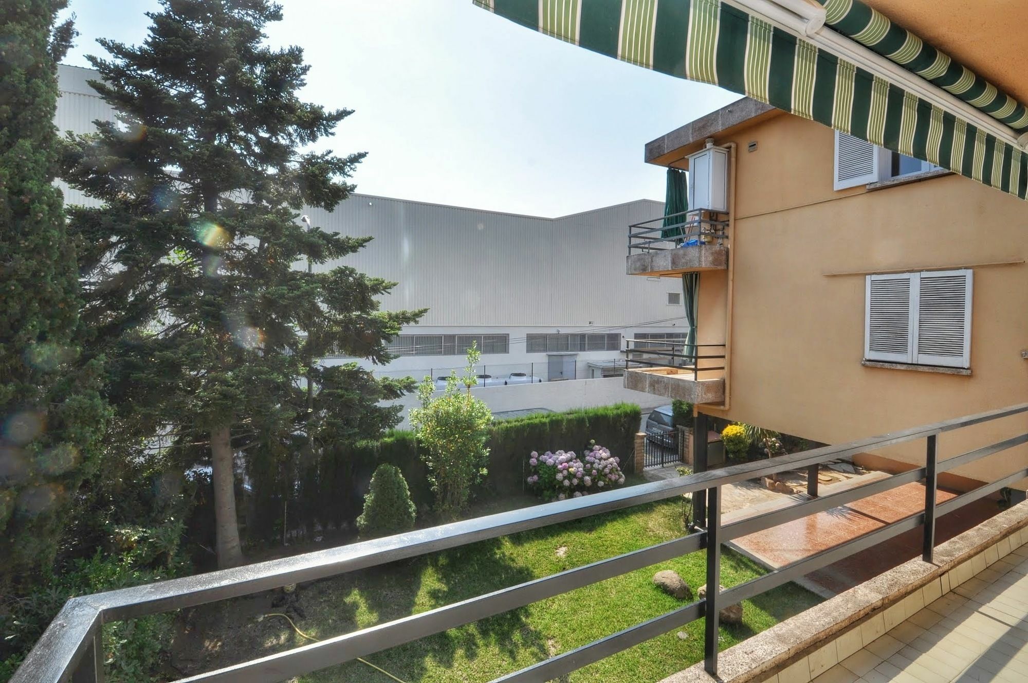 Big Caprabo Apartment