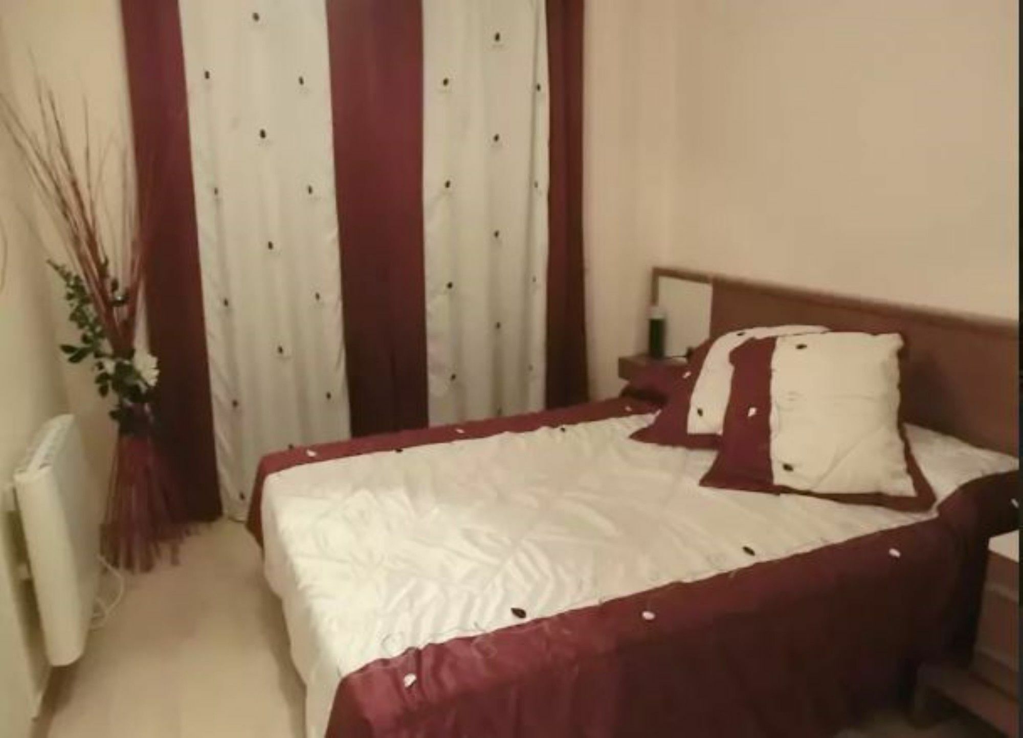106175 - In Apartment *