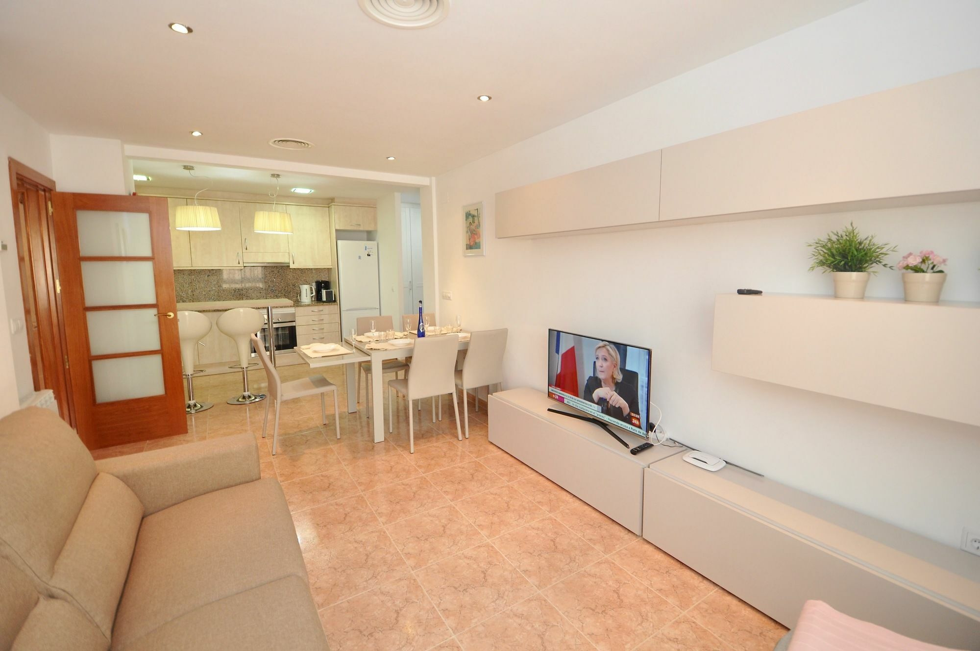 Duplex Llaverias *
