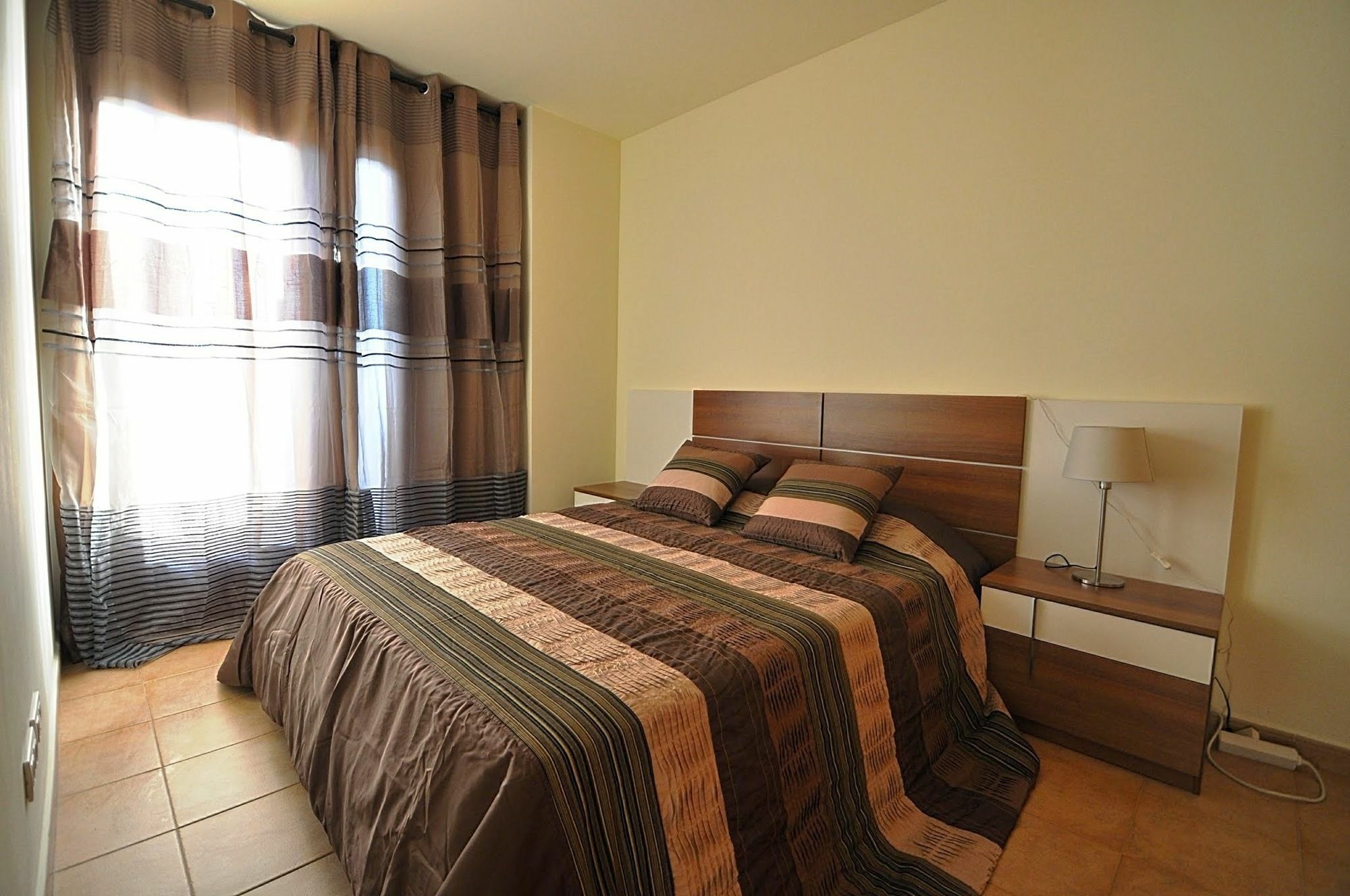Arigata Apartment *