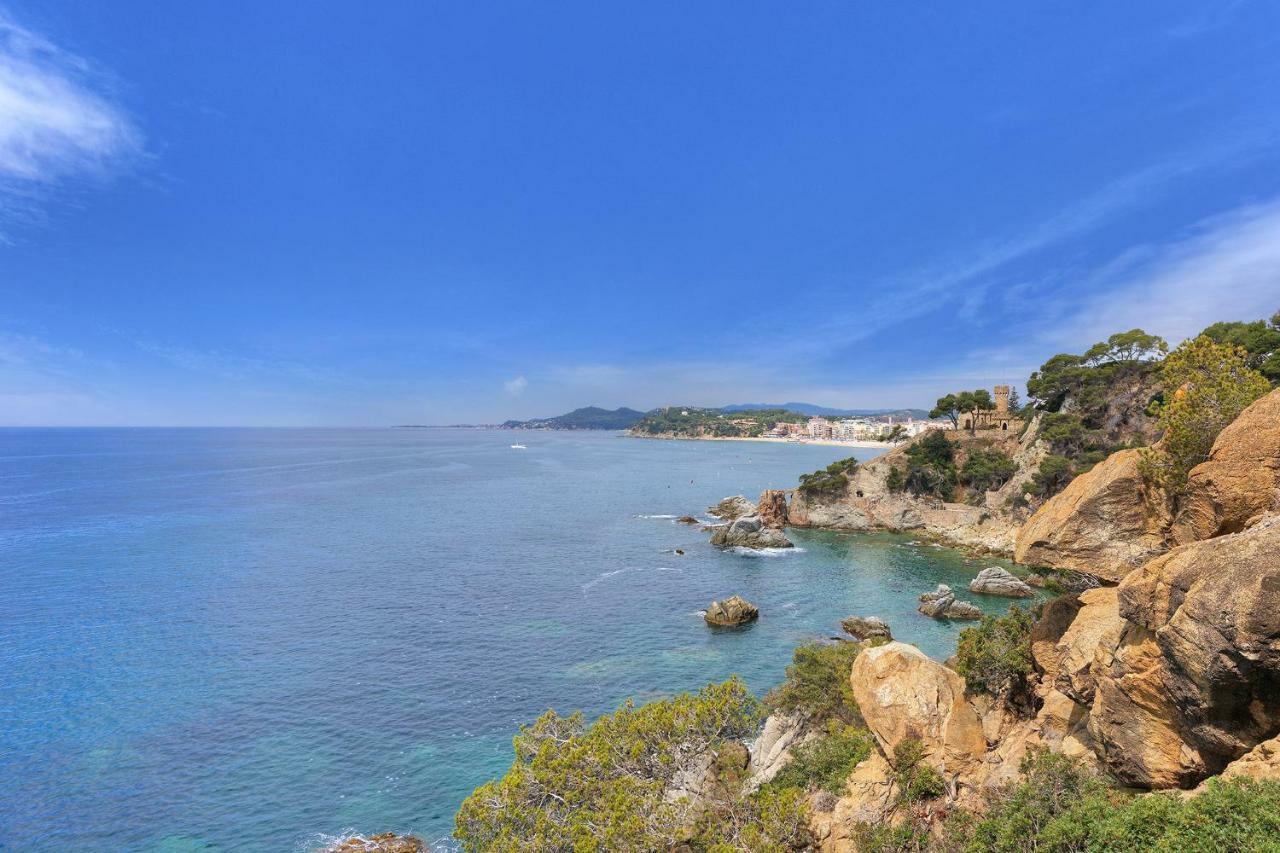 Al Lado Del Mar 