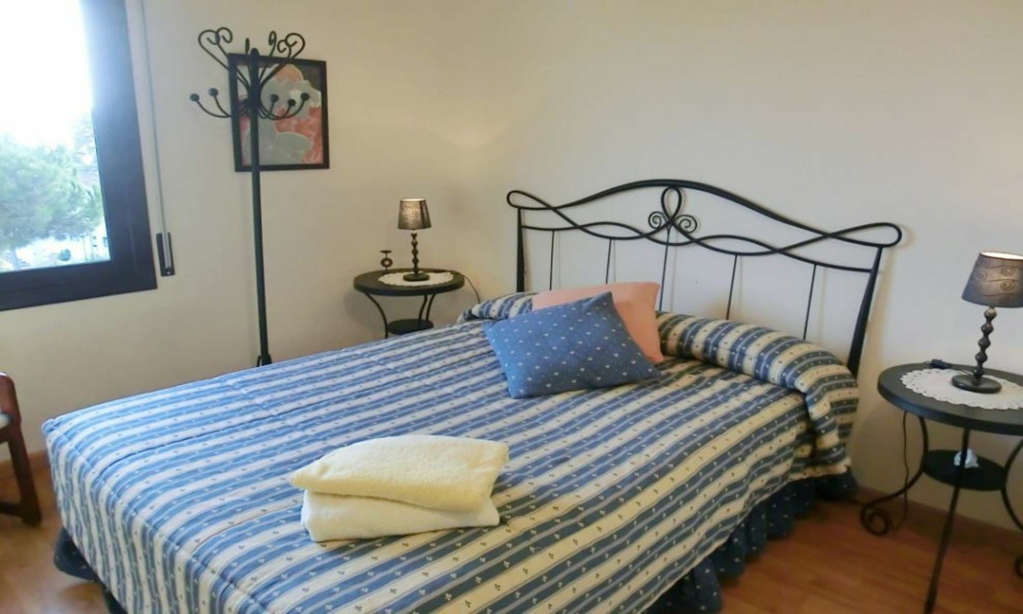 In - 104832 By Mo Apartment