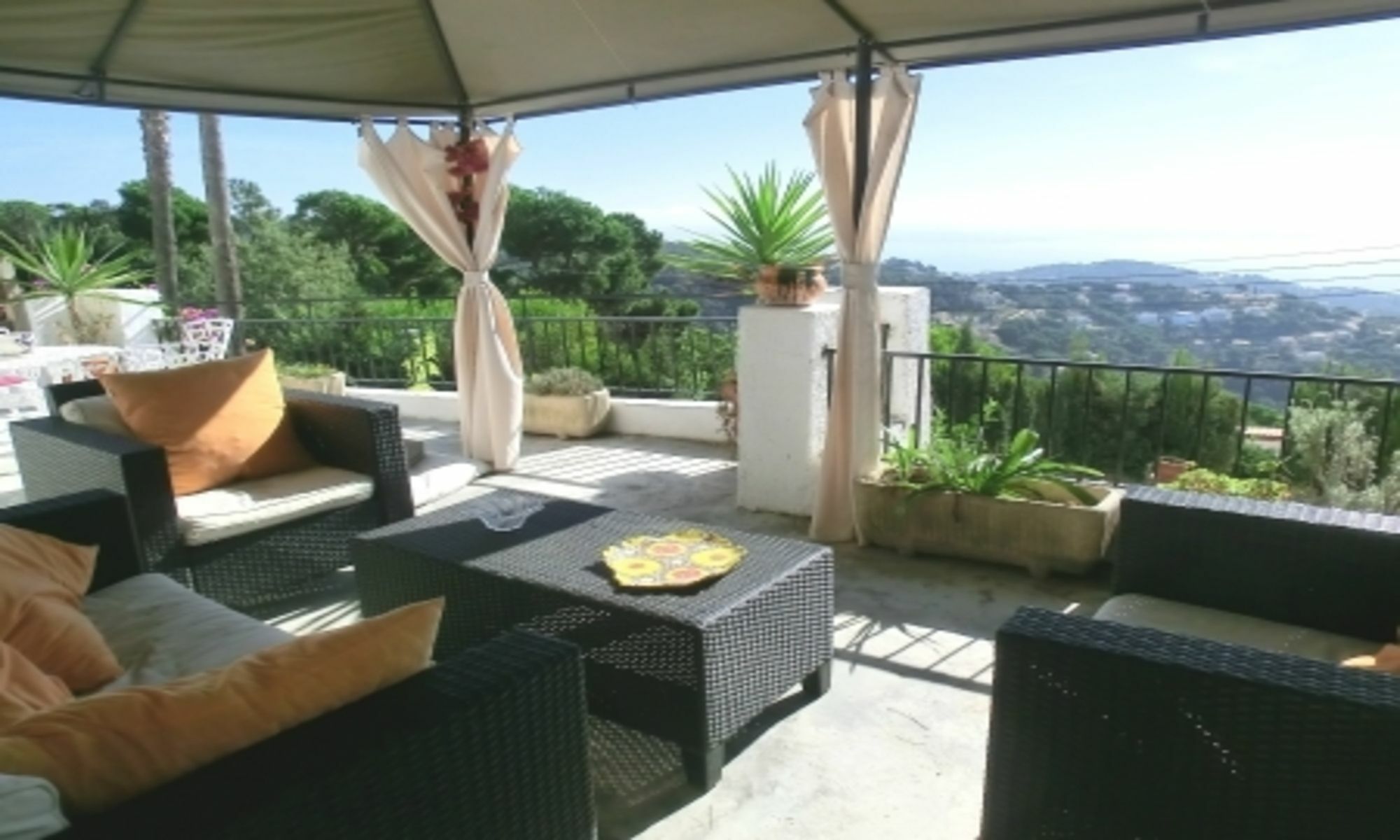 Villa 104661 In *