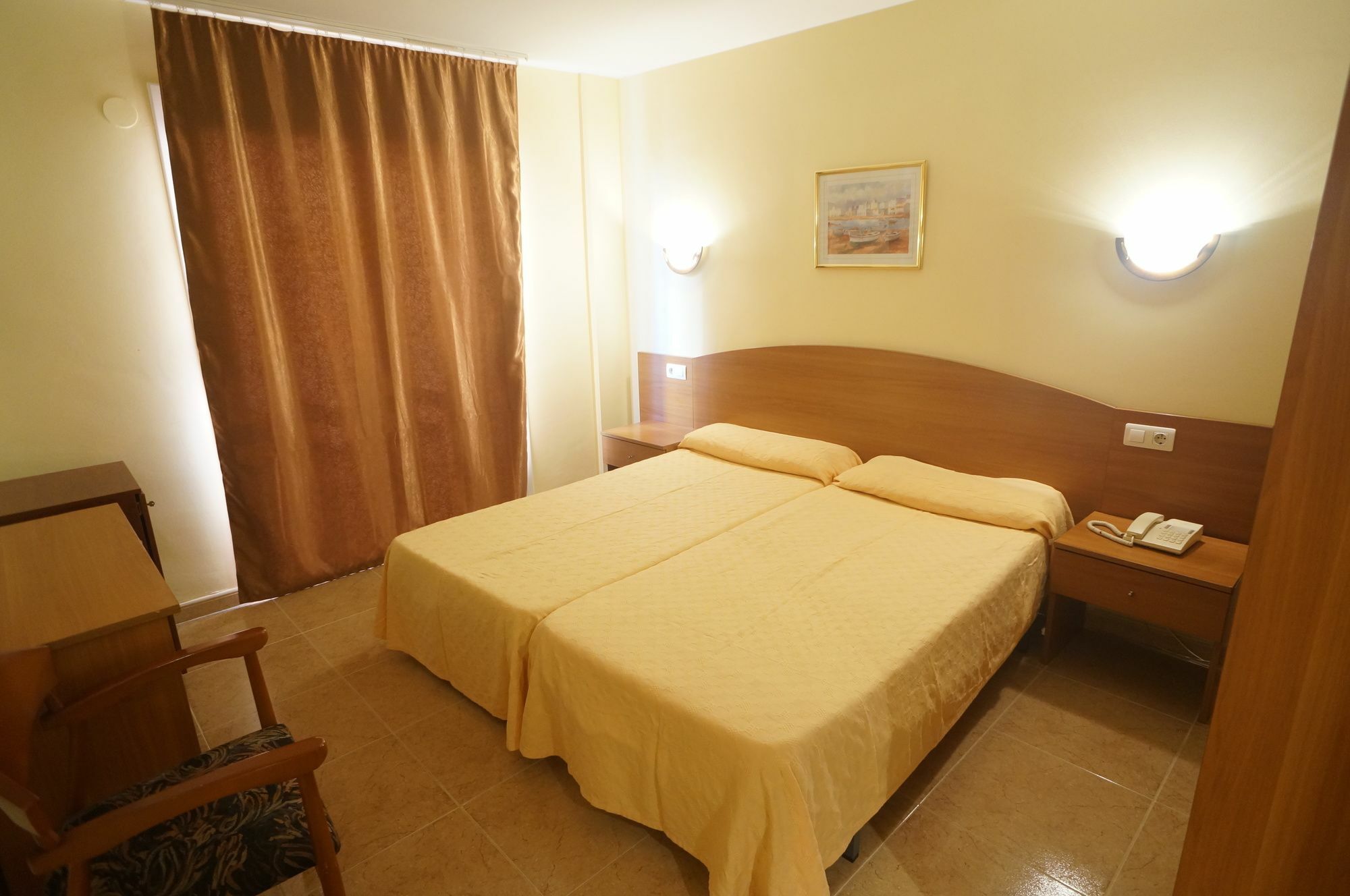 Sunshine Park Hotel 3*