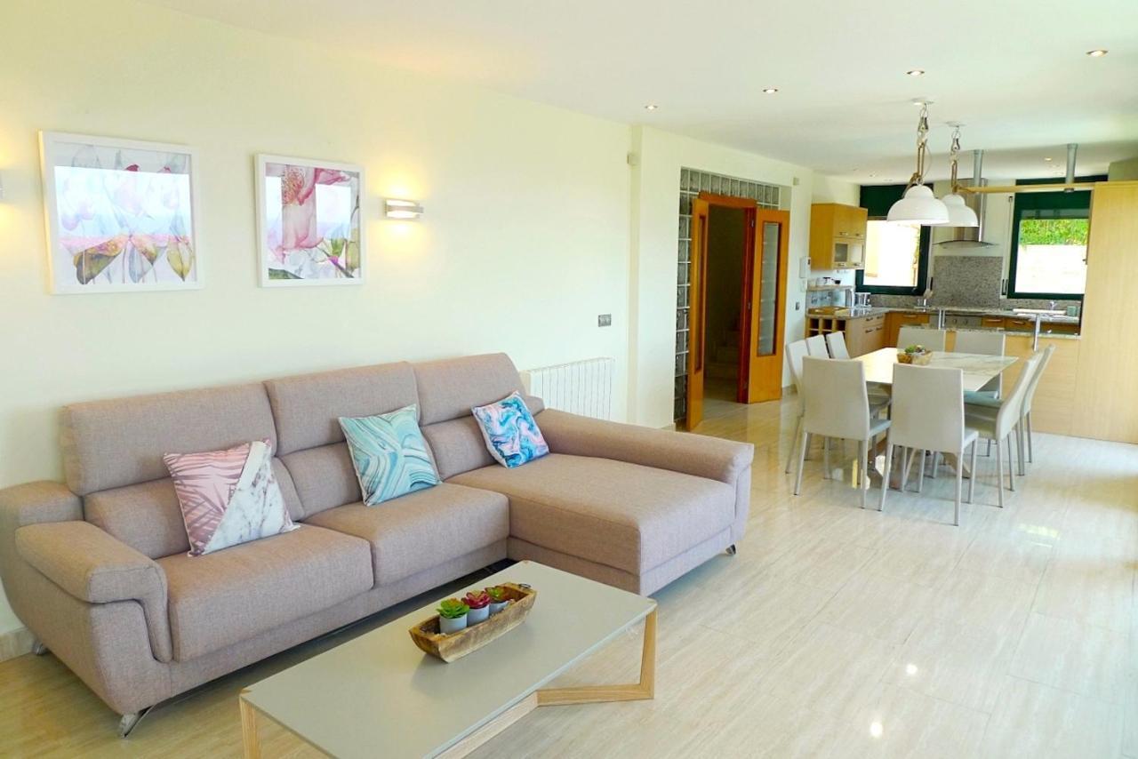 Luxury Vista Del Mar Villa Lloret de Mar