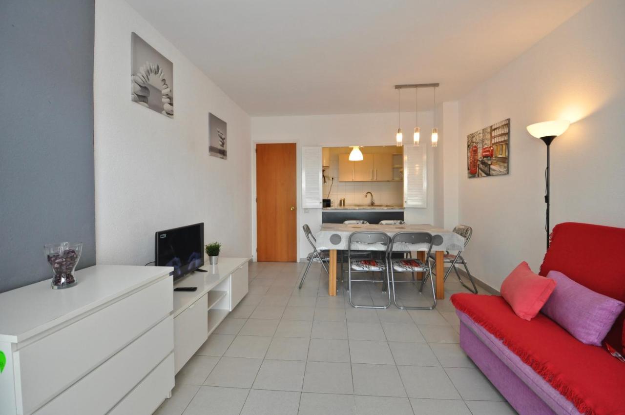 Los Fresnos Duplex Apartment *
