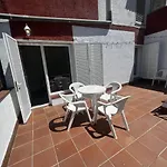 Apartamentos La Isla A