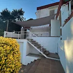 Apartamentos La Isla A