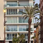 delante del mar