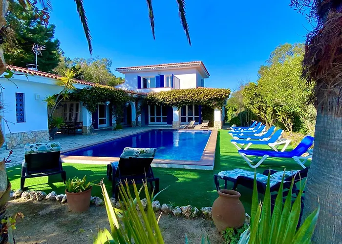 Villa Los Arcos, Costa Brava: Total Privacy, Nature And Sea Views