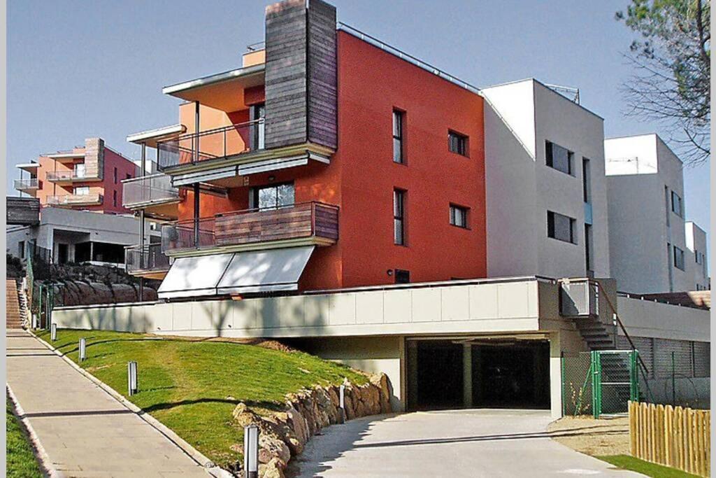Sunny Sa Boadella Big Solarium Sea View Apartment *