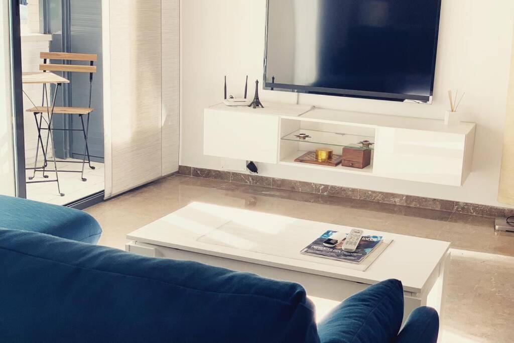 Apartment Con Piscina Y Parking En Lloret de Mar